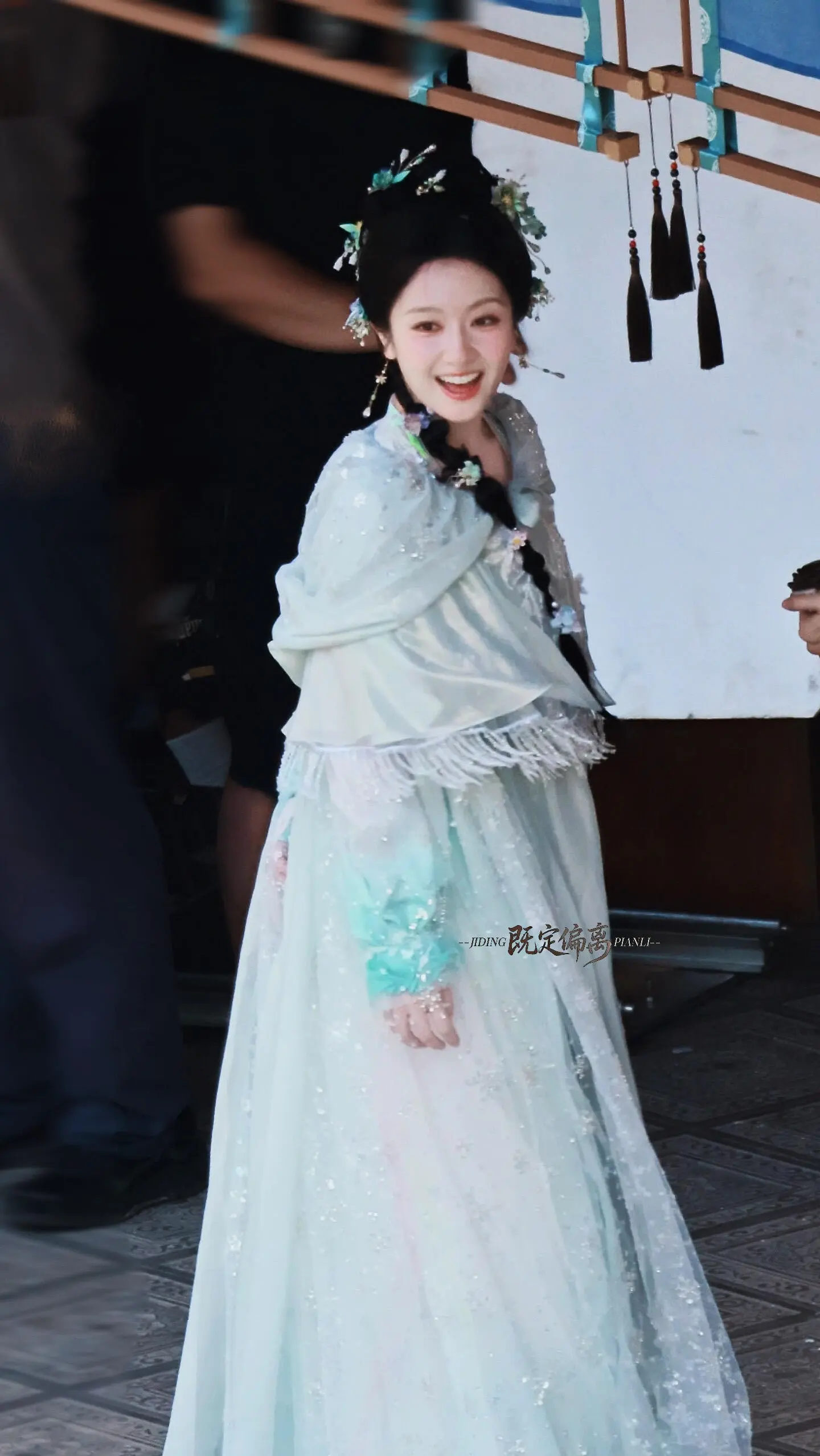好美好灵😭😭😭