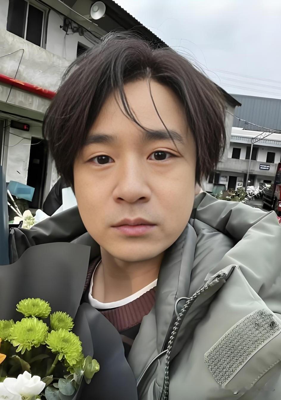 大家有没有发现，就演孟万福这演员黄澄澄，无论他演的是什么角色，就只要他这