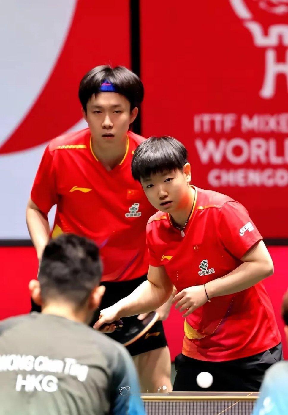 混双打到这个份上，对手心里其实也有数了。看孙颖莎和王楚钦的混双，开局第一个球就能