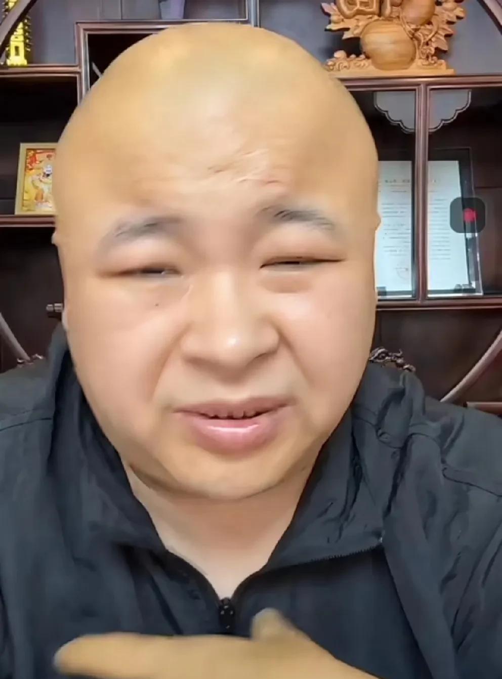 老狗说仙洋李四方丈二驴散打天佑都是超一线，刘二狗去dy谁认识他啊！