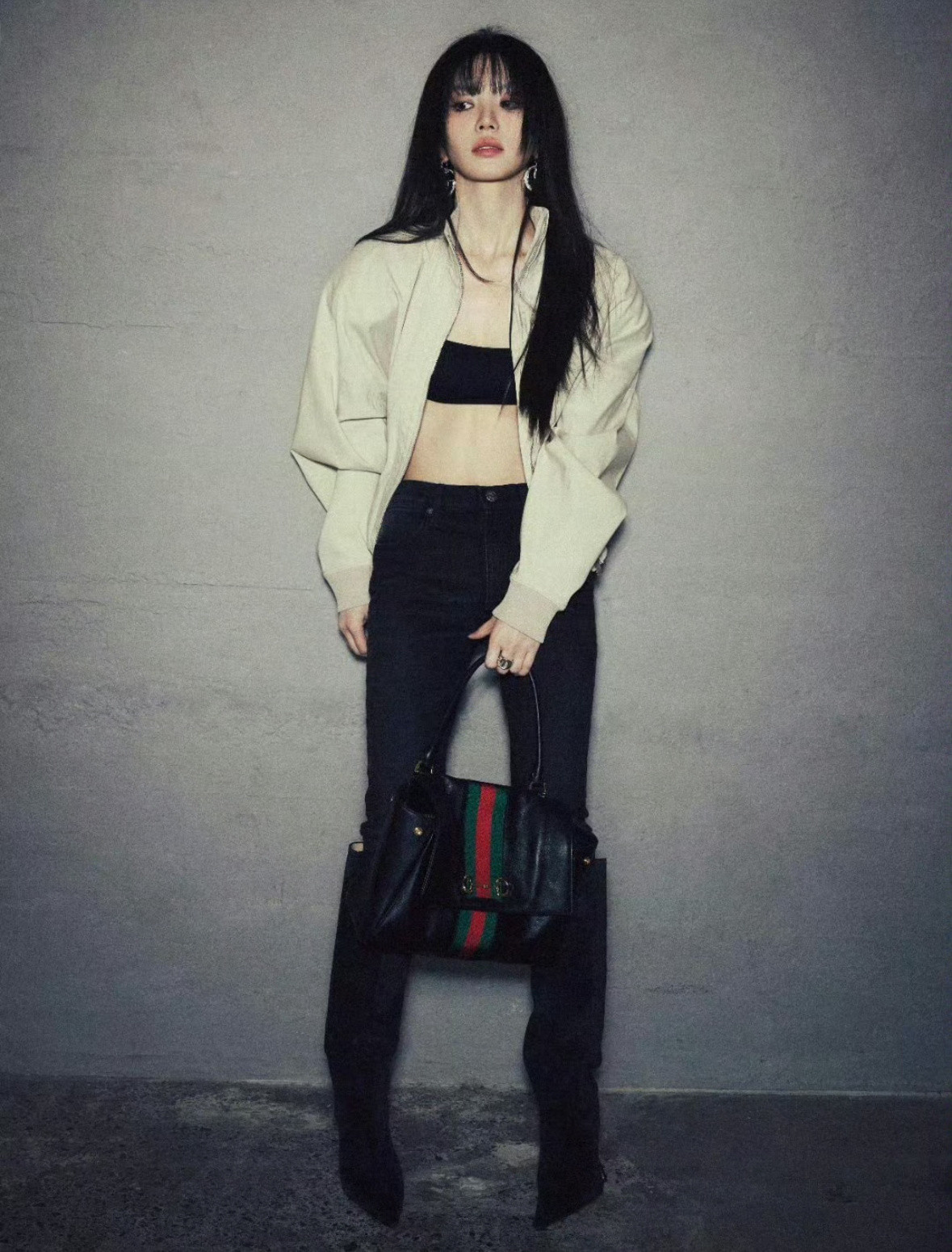 Gucci最新大片，年轻当红的95后门面顶流花生来了：张凌赫田曦薇