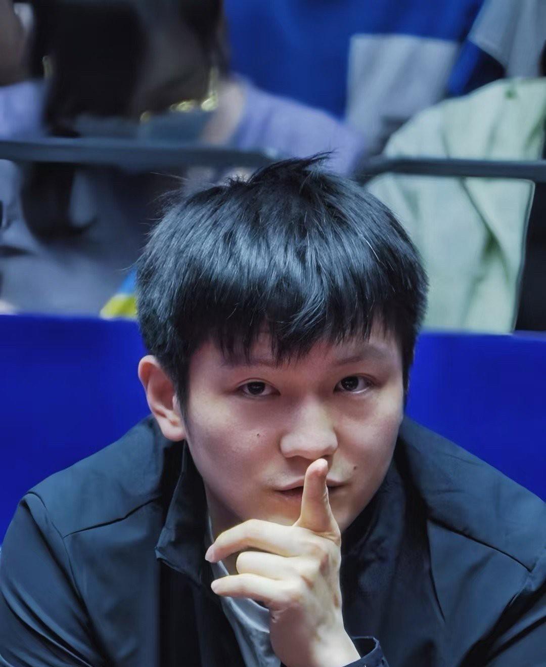 当所有人都认为樊振东无球可打时，只能让人恶意针对职业生涯时，他又一次力挽狂澜，起