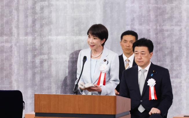 日本心寒，澳大利亚变卦。对于当下的日本来说，他们十分失望，因为澳大利亚外长黄英贤