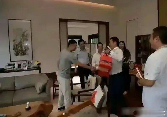 谁想到，马云的家竟是如此普通，就像寻常百姓家一样……