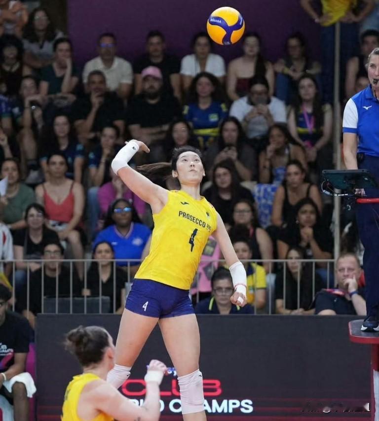 朱婷今天打得太猛了，不是她得分高不高，而是她31岁还能打出85%的进