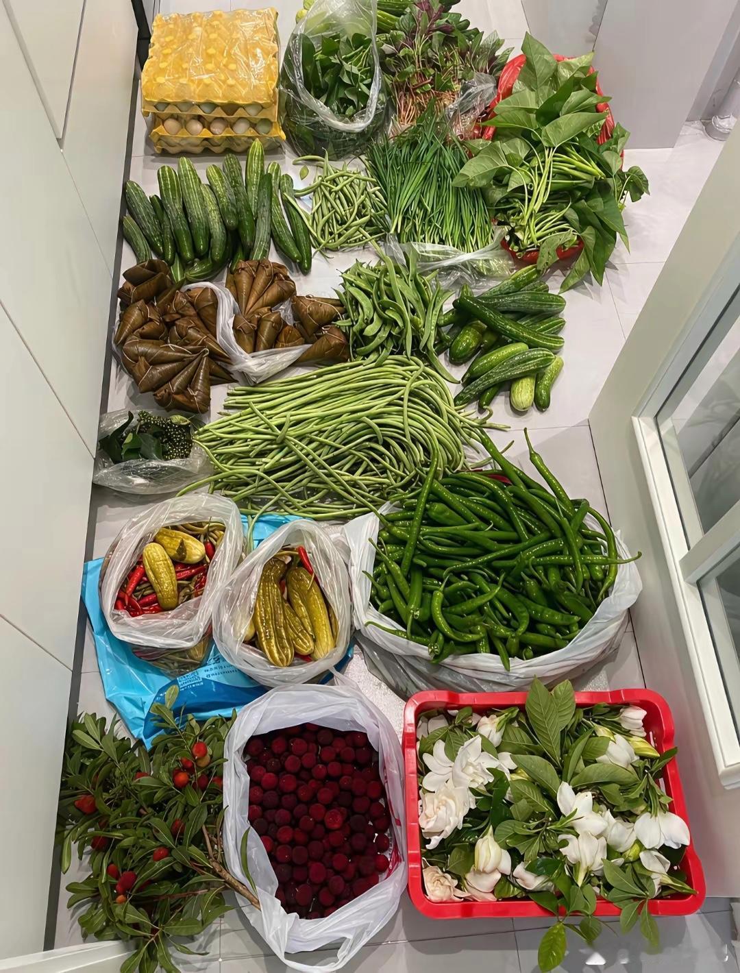越来越不理解我老公了自从家里有车后，他每周都要回去一趟。来回120公里，每次都