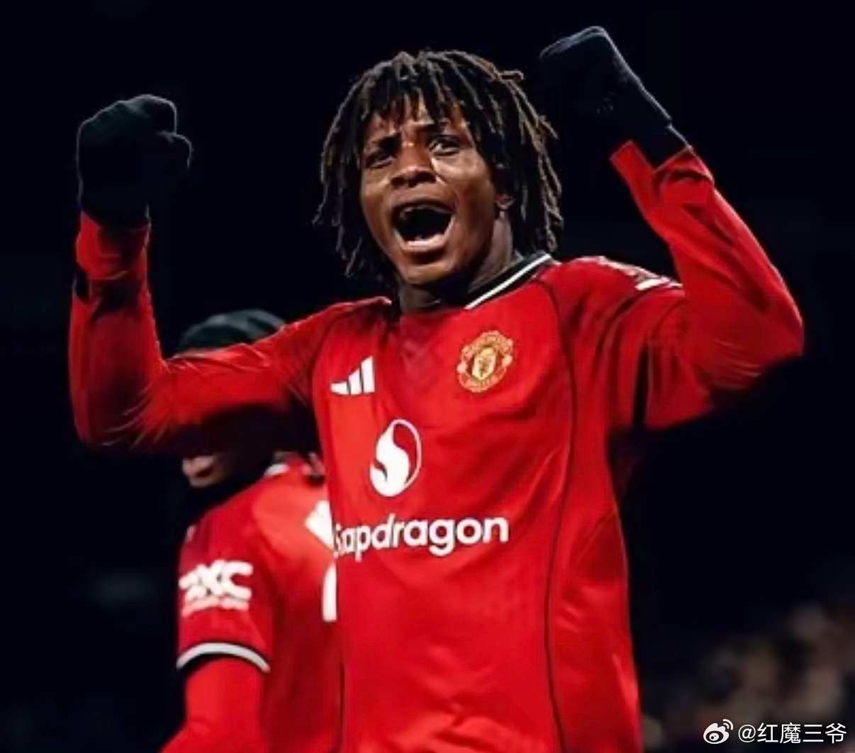 曼联帕特里克·多尔古喜迎佳音！这位年仅21岁的年轻前锋，在伤病恢复的道路上迈