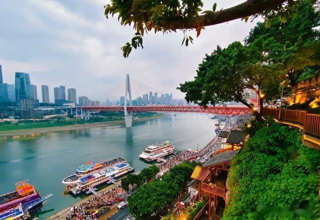 6月28号，星期六，热门周期股点评生益电子:牛市中后低吸有肉东山精密: