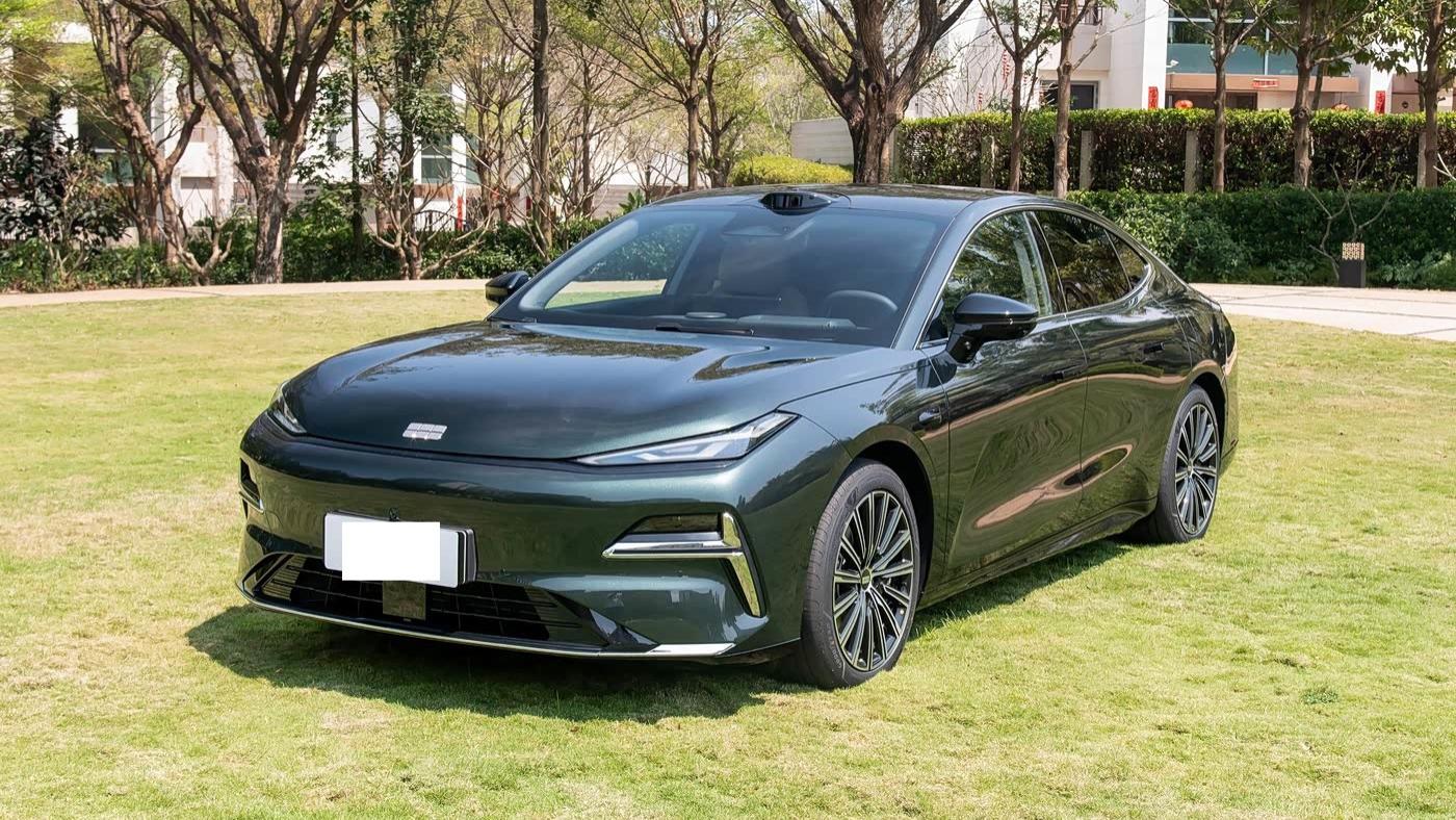 吉利银河星耀8：12.58万起售，5米车长配激光雷达，纯电/插混可选