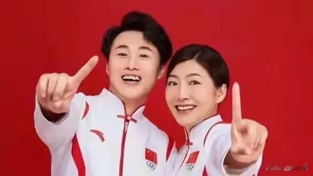 炸裂！辽宁省委省政府连发贺电，点名表扬“最强夫妻档”！原来，徐梦桃、王心迪这对神