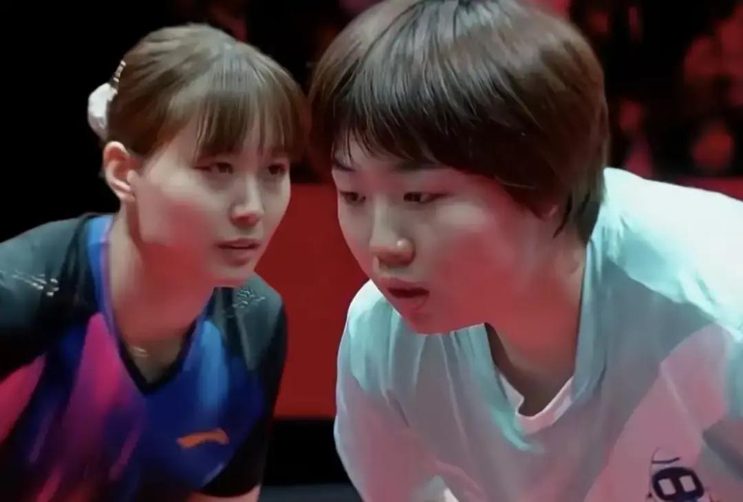 世青赛冠军输了，输给了队里并非绝对主力的她。你猜怎么着？蒯曼，刚拿完世青赛