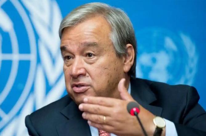 如果联合国解散了，一大批具有寄生属性的国家就会失去稳定的经济来源。同时又因失去国