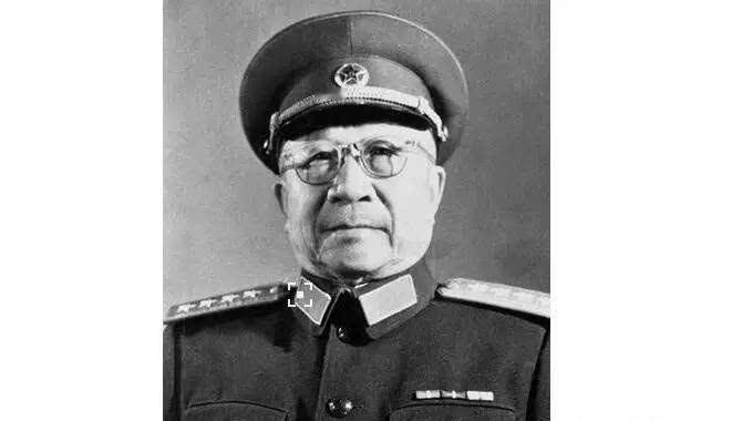 梳理我党历史三大重要时期，十位大将之中究竟是哪一位贡献与功劳可以称得上最大呢？