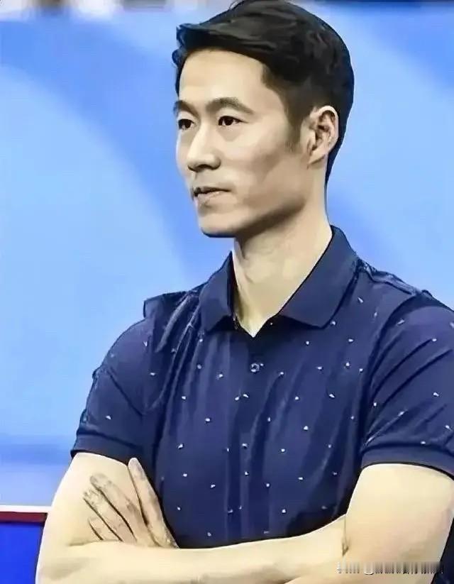 看到横滨参赛名单：怎么也“高兴不起来”！我们先来看国乒12人参赛名单：