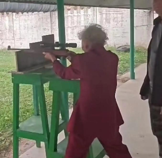 美论坛：中国不是禁枪国家吗？为什么中国人在靶场上如此生猛？要说中国人在靶场上的