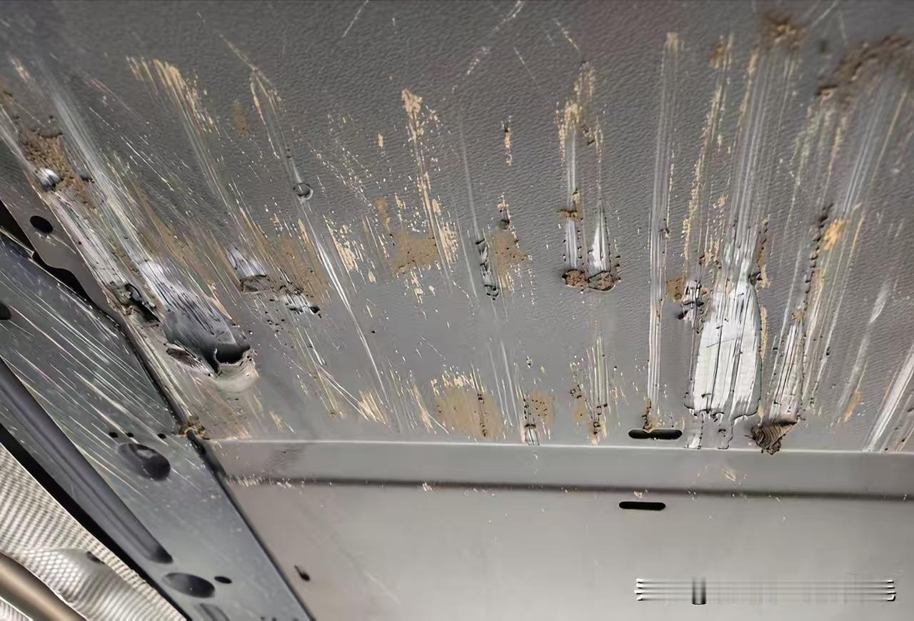 高端电动车死磕三元锂电池，根本不是技术迷信，而是一笔针对高收入人群的精准经济账。