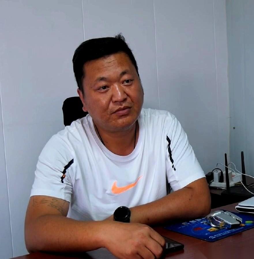 我真是服了，现在的人张嘴就来啊？还舅舅，你家舅舅跟你差个几岁啊？一个93年的