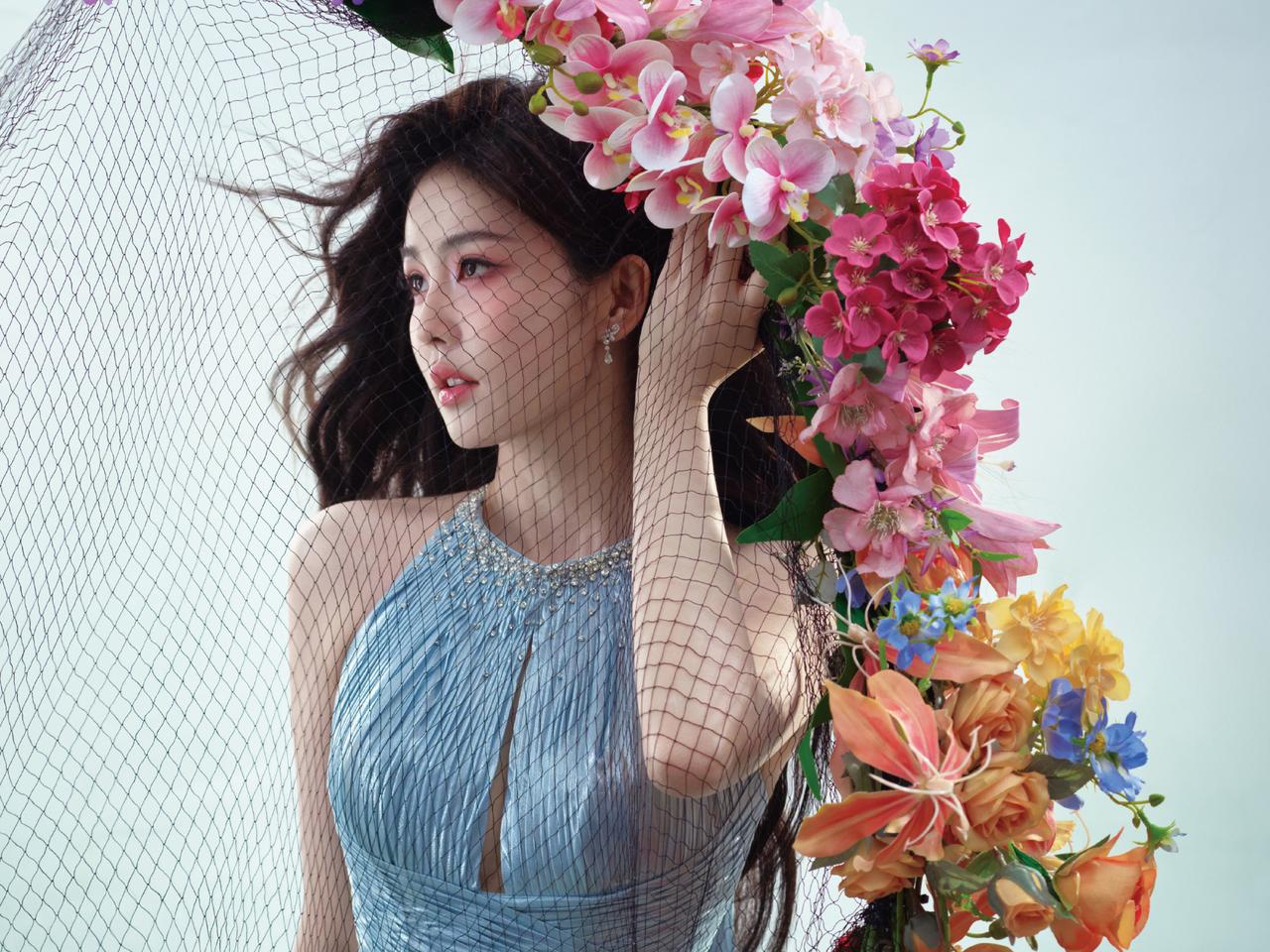 清风满拂花影，邂逅明媚旅程😘白鹿