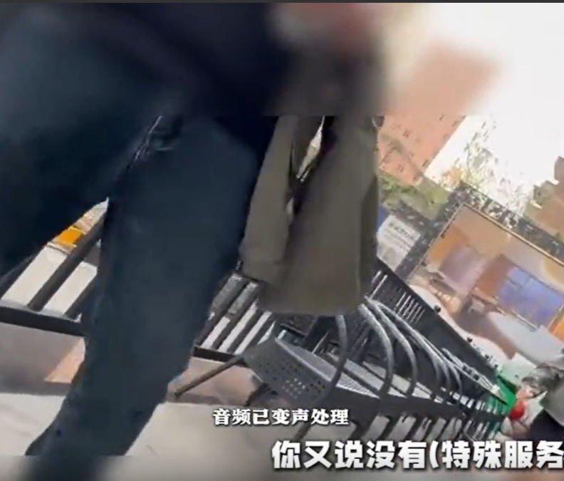 台球厅隐性服务被曝光！我就说感觉很不正常，我们小区有个商业区，开了一家特别大