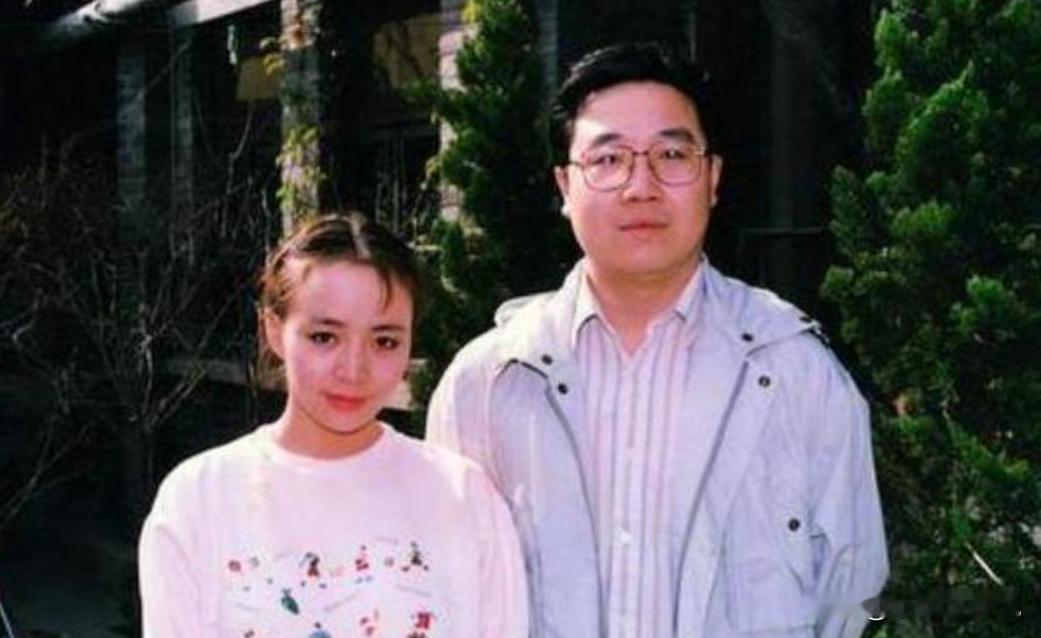 原来梁欢才是深藏不露，难怪当年英达那么喜欢她，英达的父亲是文化部副部长，而梁欢的