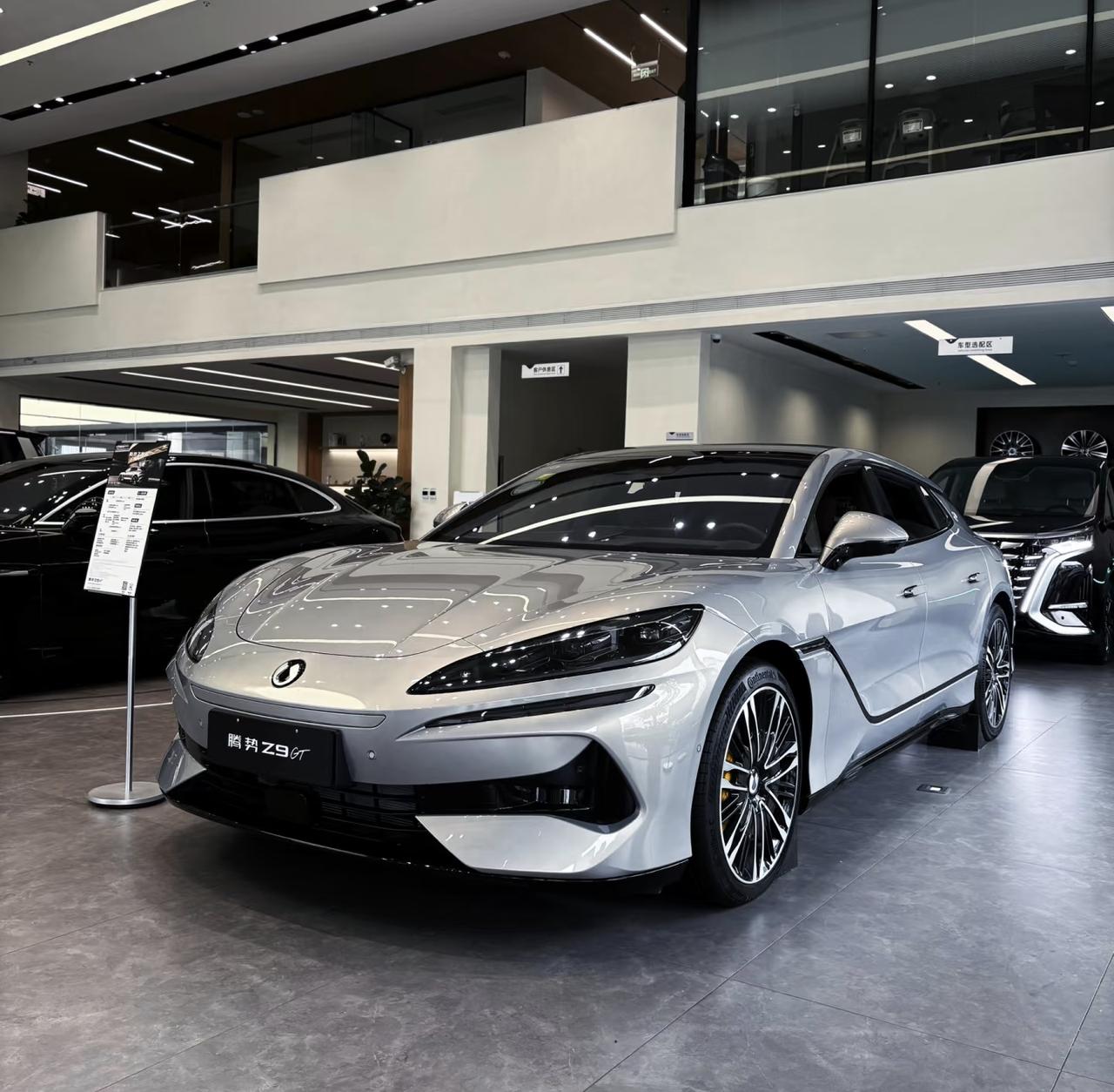 是我眼光有问题吗？感觉好丑[笑着哭]