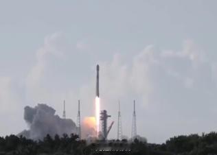 【美亚马逊公司“柯伊伯计划”又一批卫星发射升空】美国太空探索技术公司（Space