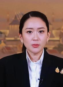 佩通坦重返岗位：风雨后的阳光重启佩通坦以焕然一新的形象回归工作岗位！边走