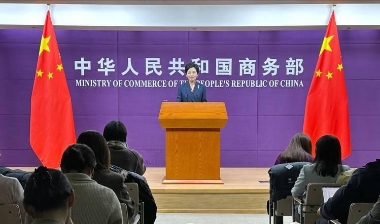 高市早苗没想到，比取消稀土制裁先来的，是中国又一道禁令 高市早苗大概没想到，