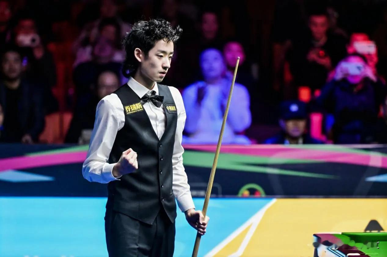 赵心童已成众矢之的！吴宜泽或将异军突起。世锦赛上的豪横夺冠、利雅得锦标赛杀戮群