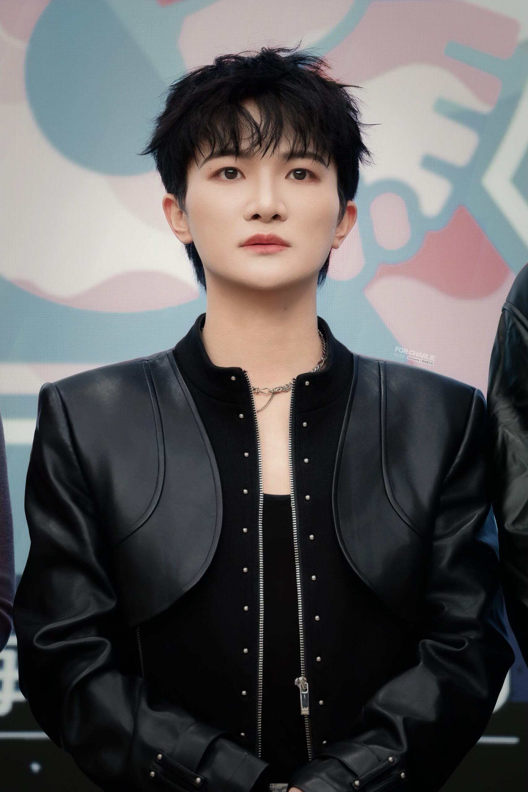 周深把自己演红温了有这么可爱的周深进入音综真的有看头了，演着演着把自己演红温嘞可
