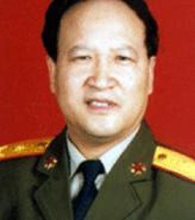 陈耀武，少将，1947年出生，山东省东营市东营区牛庄镇陈庄村人。黄河入海口