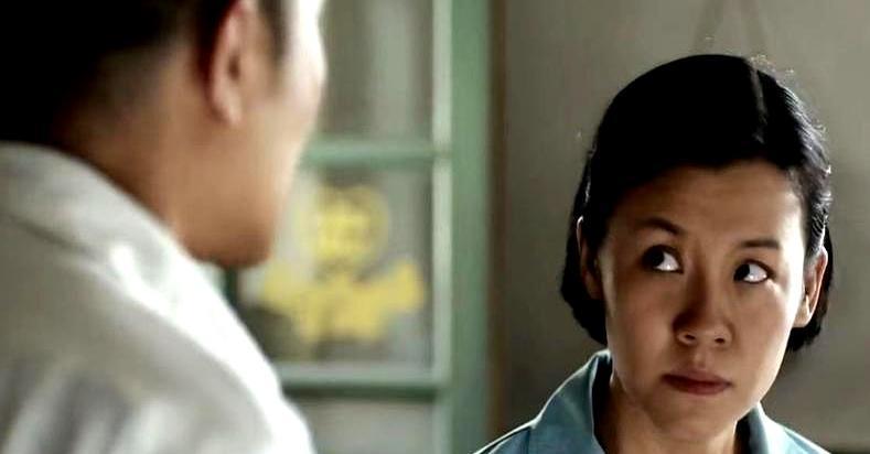 《父母爱情》里，老丁把小女儿当命根子，逢人就夸，眼里全是骄傲。谁能想到，这孩子