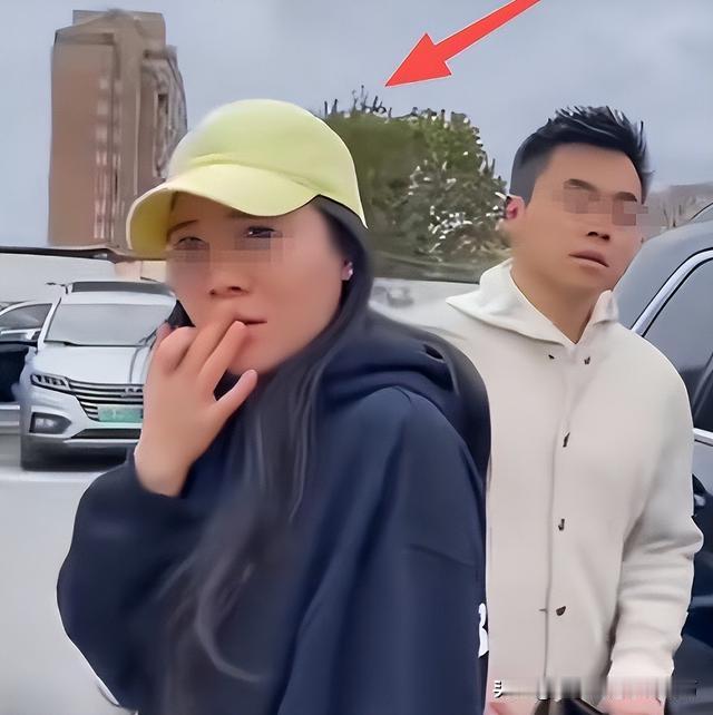 带小三产检被抓！冷怼原配“肯定比你好看”，后续辞职道歉，精英人设彻底崩了上