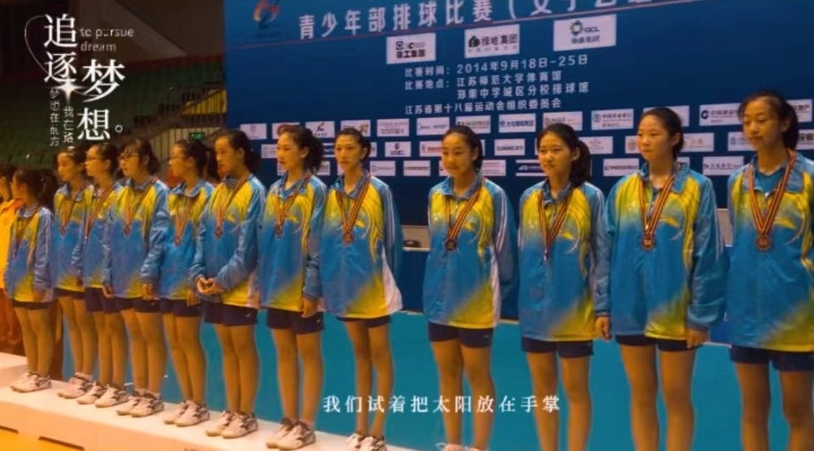 好青涩哈哈哈，你们看看还有谁？2014年的吴梦洁（12岁）、周页彤（12岁）、孙