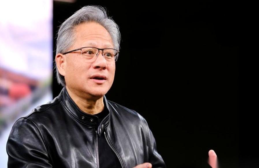 最好笑的一幕是什么你知道吗？是人家好不容易把顶配的H200芯片给你端上来了，