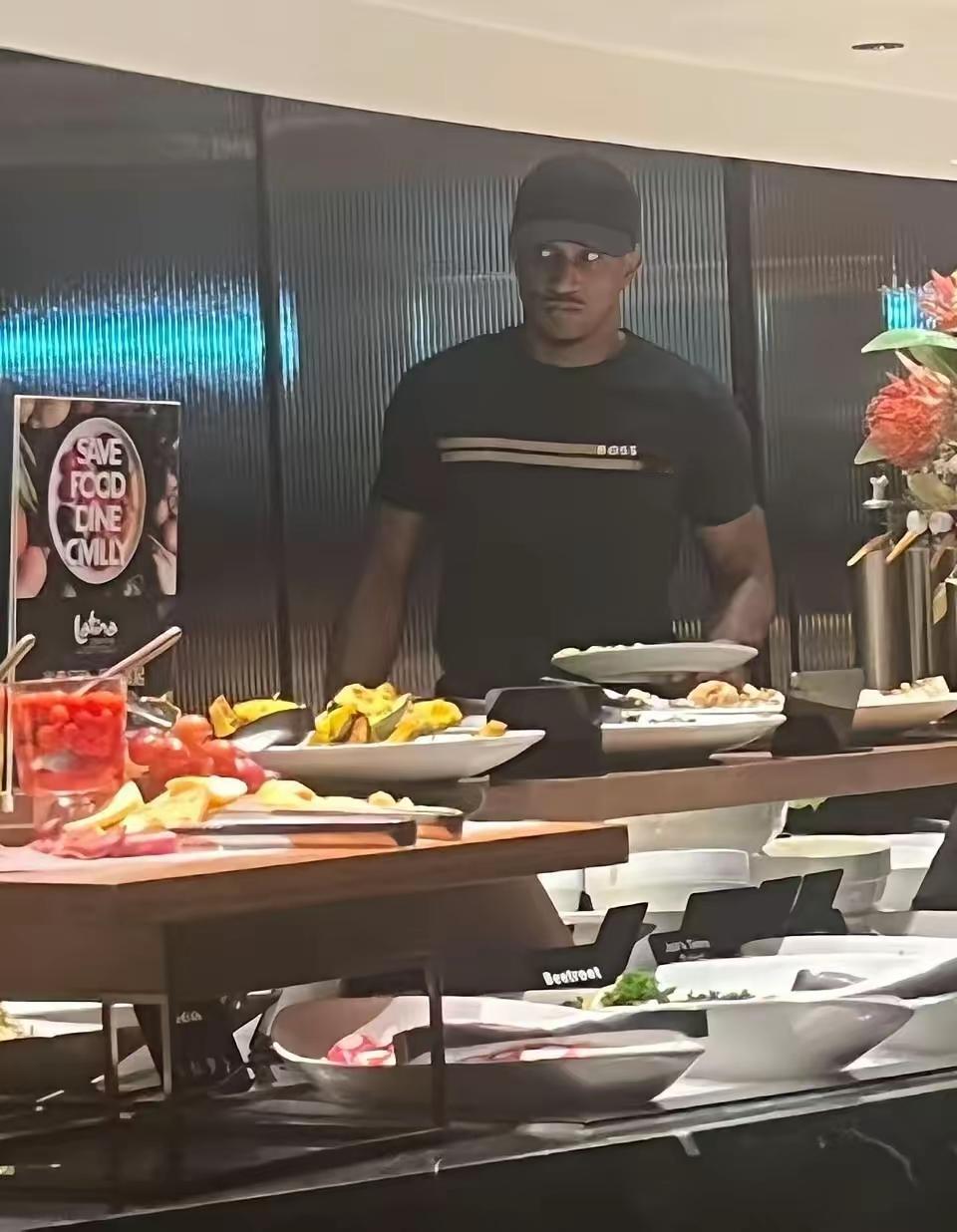 中国足协的追加罚单来了，米内罗恶意伤人犯规，被追加停赛三场，米内罗高兴了，又可以