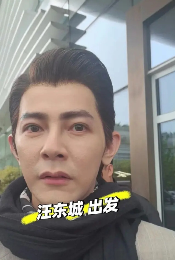 大家还是放平心态面对衰老吧！看汪东城这张照片，没有皱纹，没脱发，皮肤也没有下垂