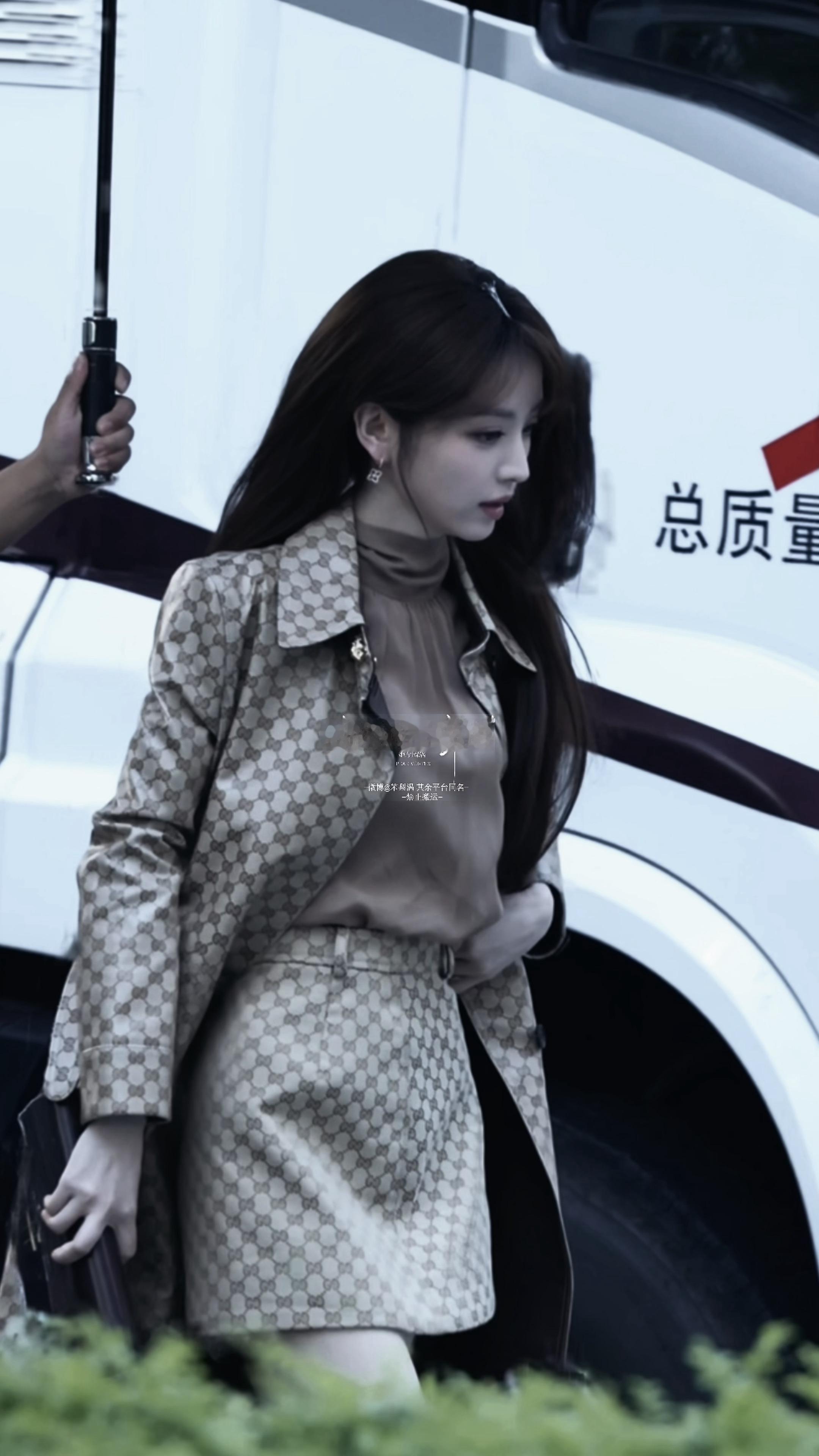 我要做她秘书​​​