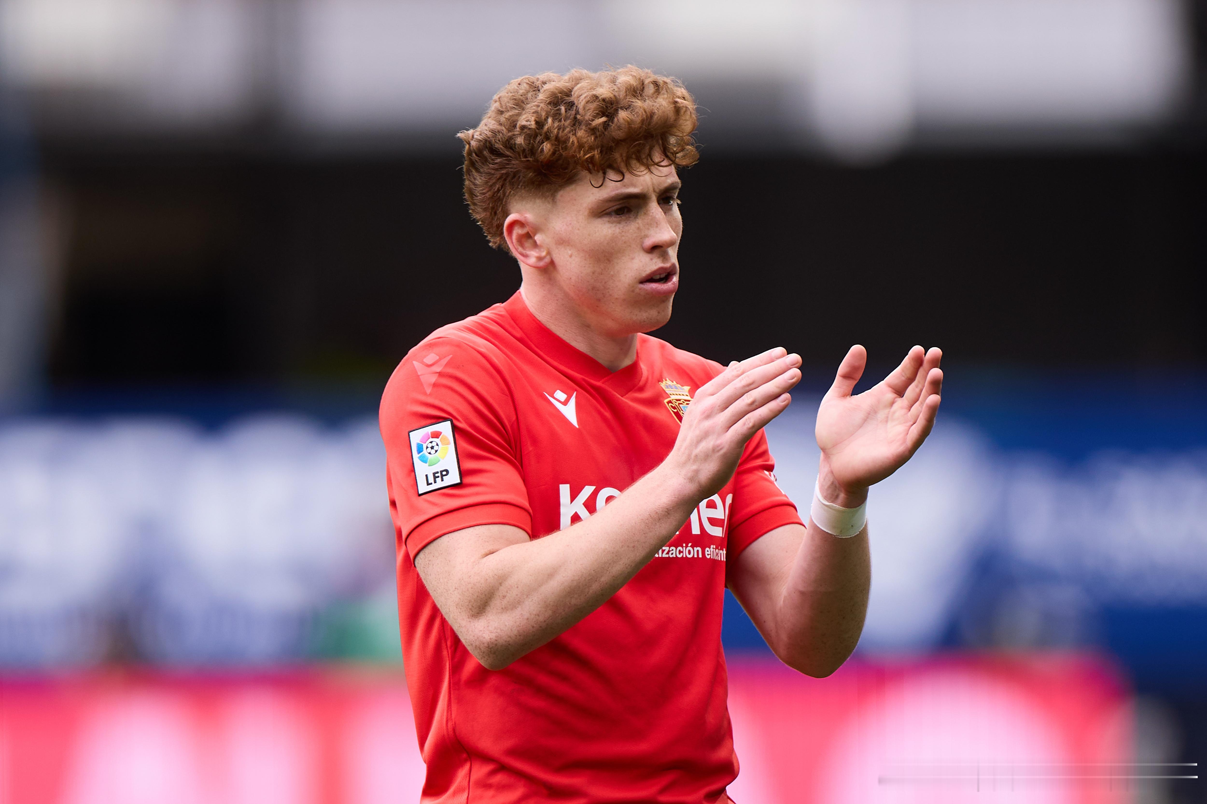 曾效力巴萨梦之队、现任巴萨球探的霍安·戈伊科切亚近日接受采访时表示，奥萨苏纳边锋