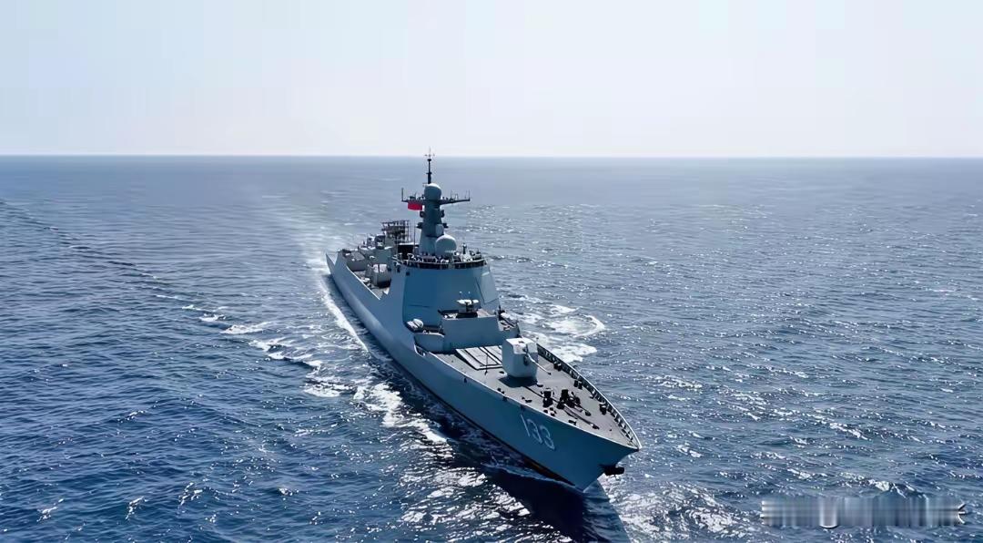 对等反制！中国舰艇现身日本家门口，合法合规日本破防了，中国回礼到了，什么叫做