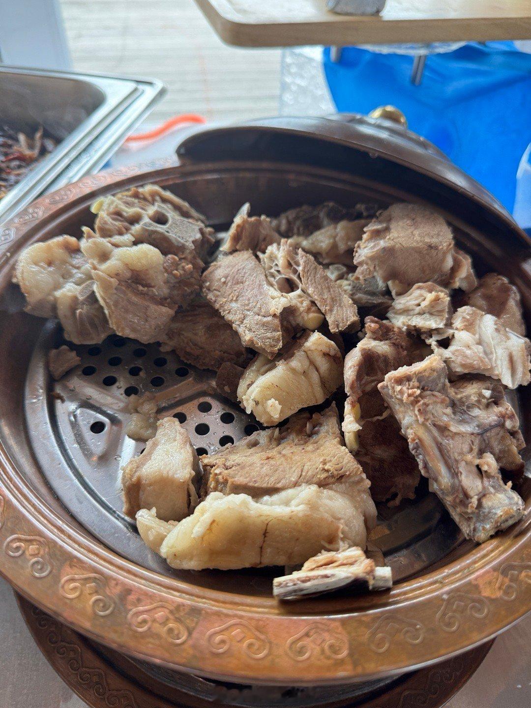 来内蒙吃饭次次都给我吃生酮了[抱抱][抱抱][抱抱]羊肉品质太好了​​​