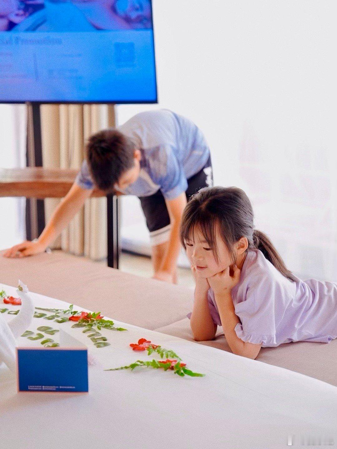 泰国｜普吉岛小朋友们心心念念的海边泳池大house安排上了，躺平几天先Islan