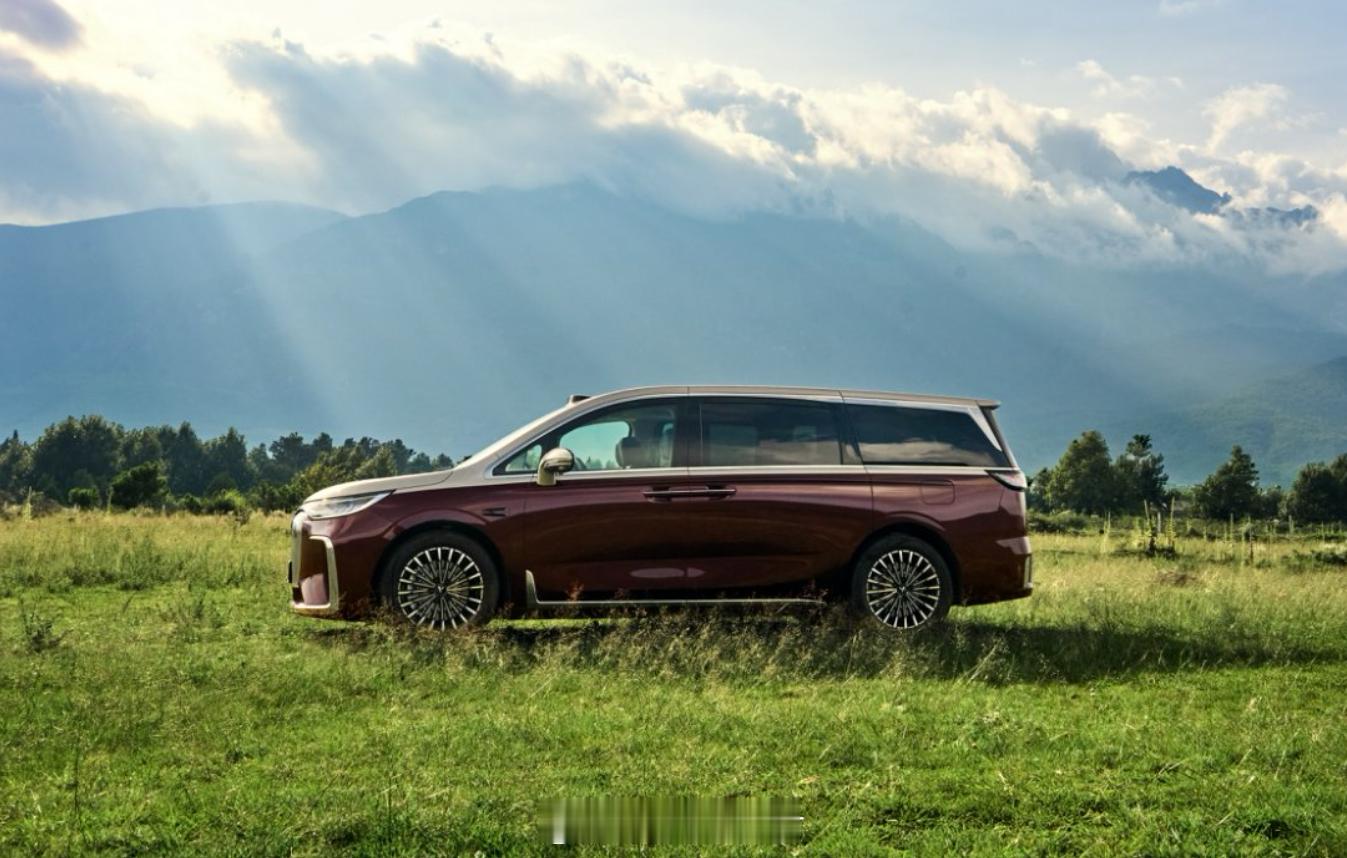 同为销冠实力亦有差距，在梦想家9027的月销量前，任何诋毁都是说瞎话。不说别的，