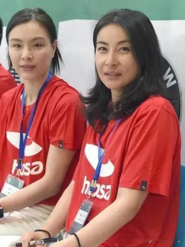 有一次，吴敏霞去香港出差，郭晶晶想给小叔子霍启山和吴敏霞“牵线”，就给吴敏霞打电