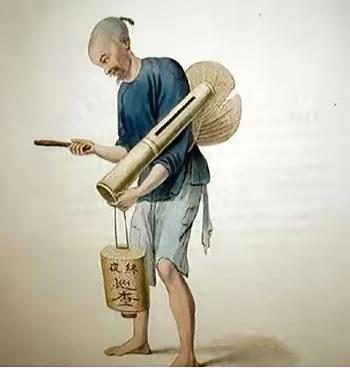 孙中山的父亲孙达成，他出生于一八一三年，广东人，他十六岁到澳门鞋店当学徒，三十二