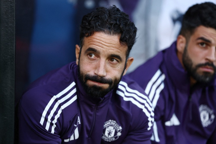 希勒: 阿莫林看着曼联这两场比赛的表现, 他会想什么?