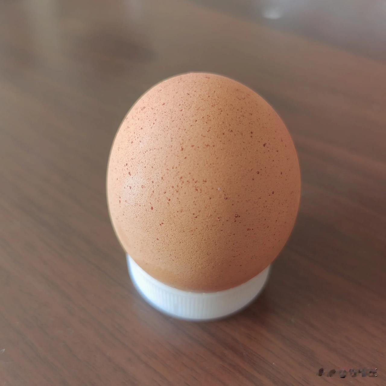好难呀！今天跟邻居一起去买菜，看今天的鸡蛋价格也不贵，就顺带也买了些鸡蛋。付