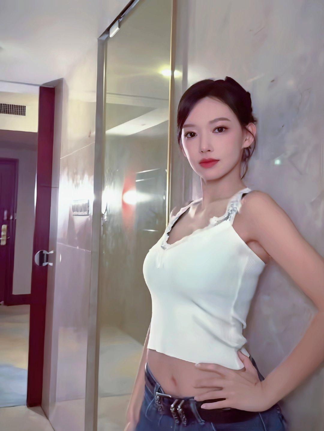 姐姐的脸依旧那么嫩满满的胶原蛋白程潇