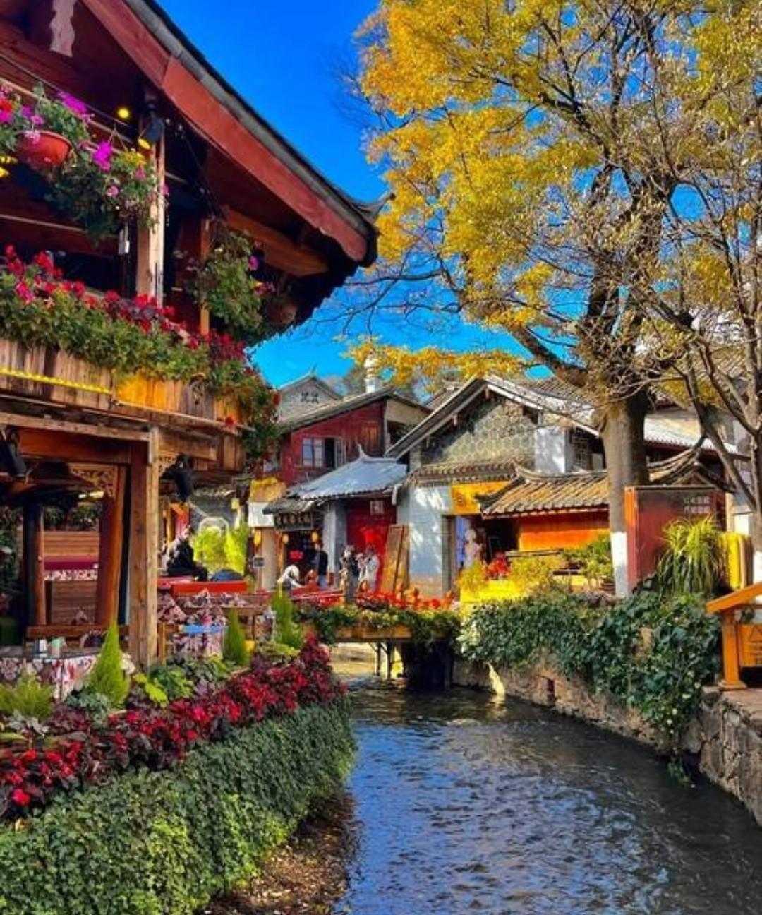 新型旅游模式来了！现在身边很多朋友旅游不是跟团，也不是景点打卡，也不是自驾游，