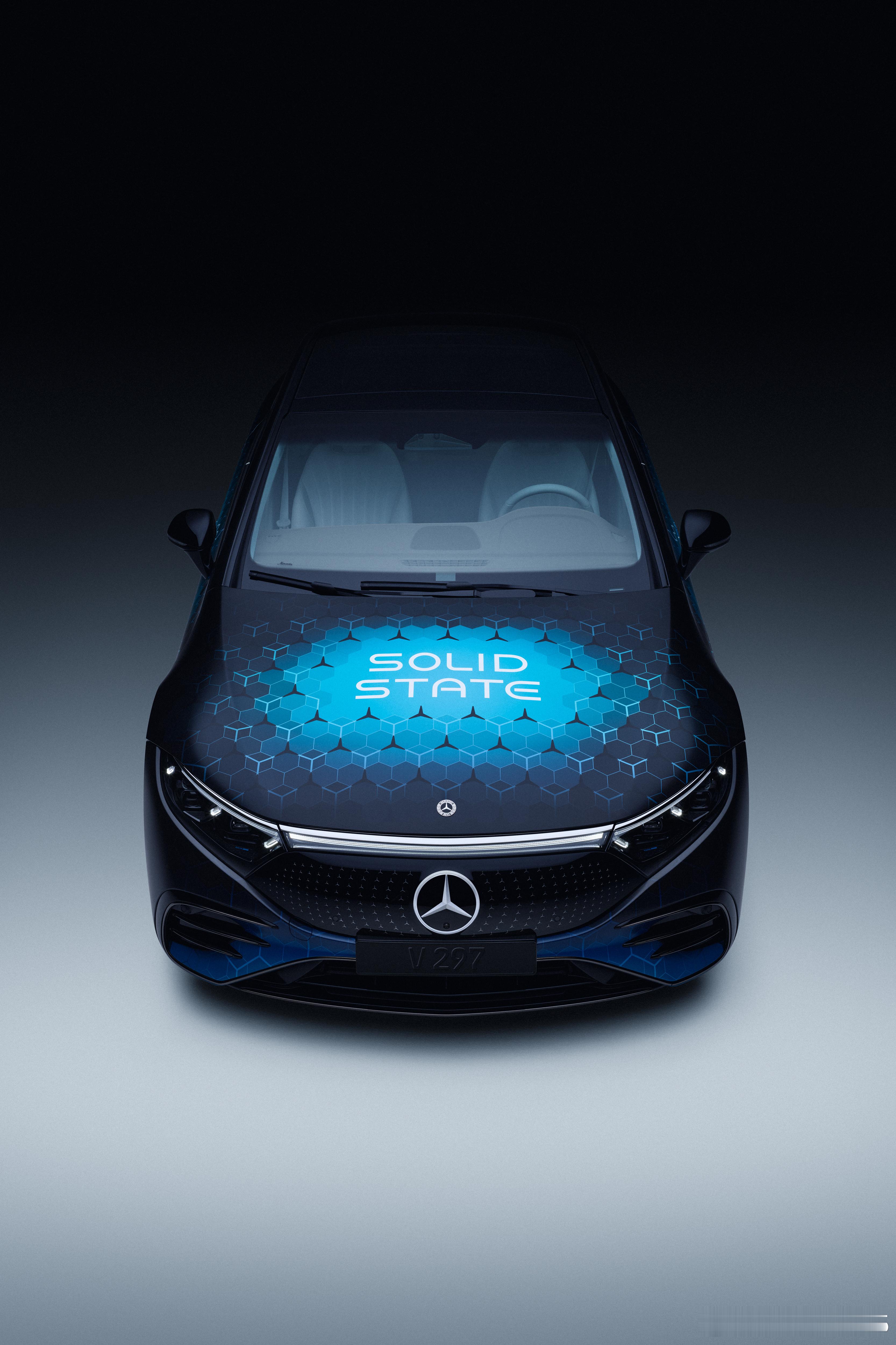 “140年汽车工业史都没解决的问题，被一个造车不到5年互联网企业搞定了。”你一定